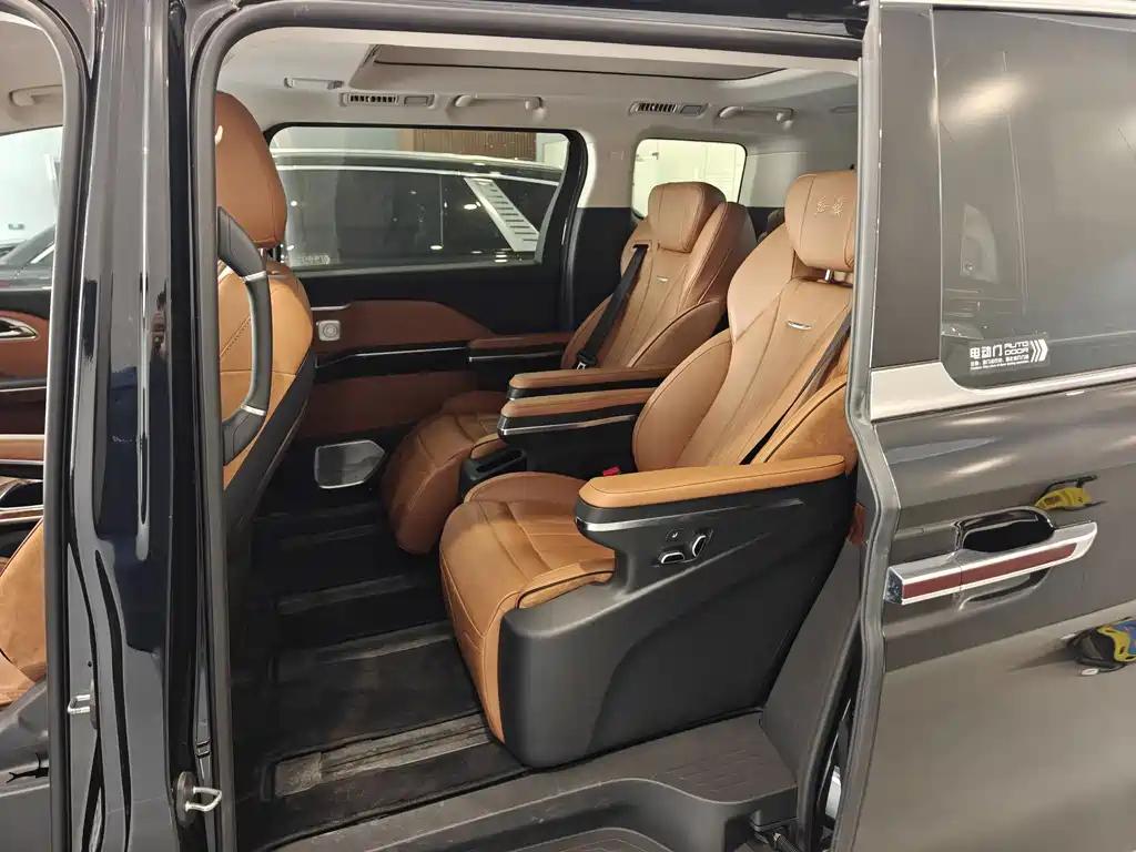 HONGQI HQ9 2023