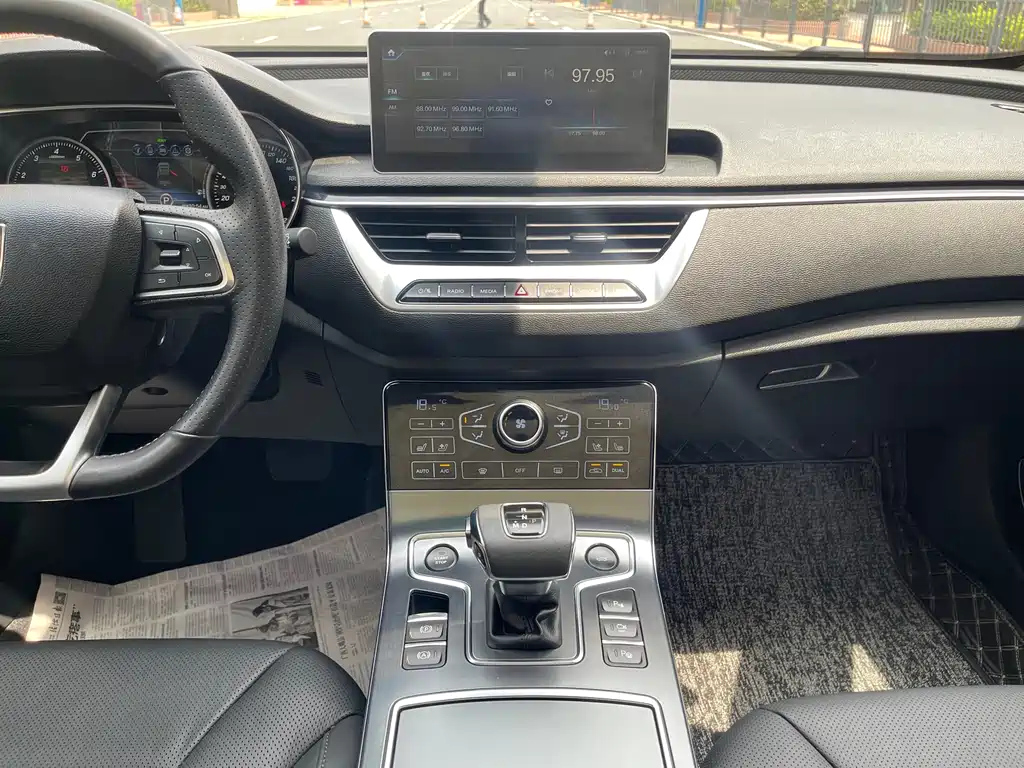 HONGQI H5 2021