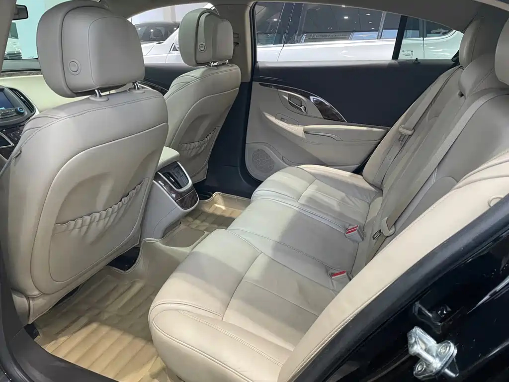 BUICK LACROSSE 2015