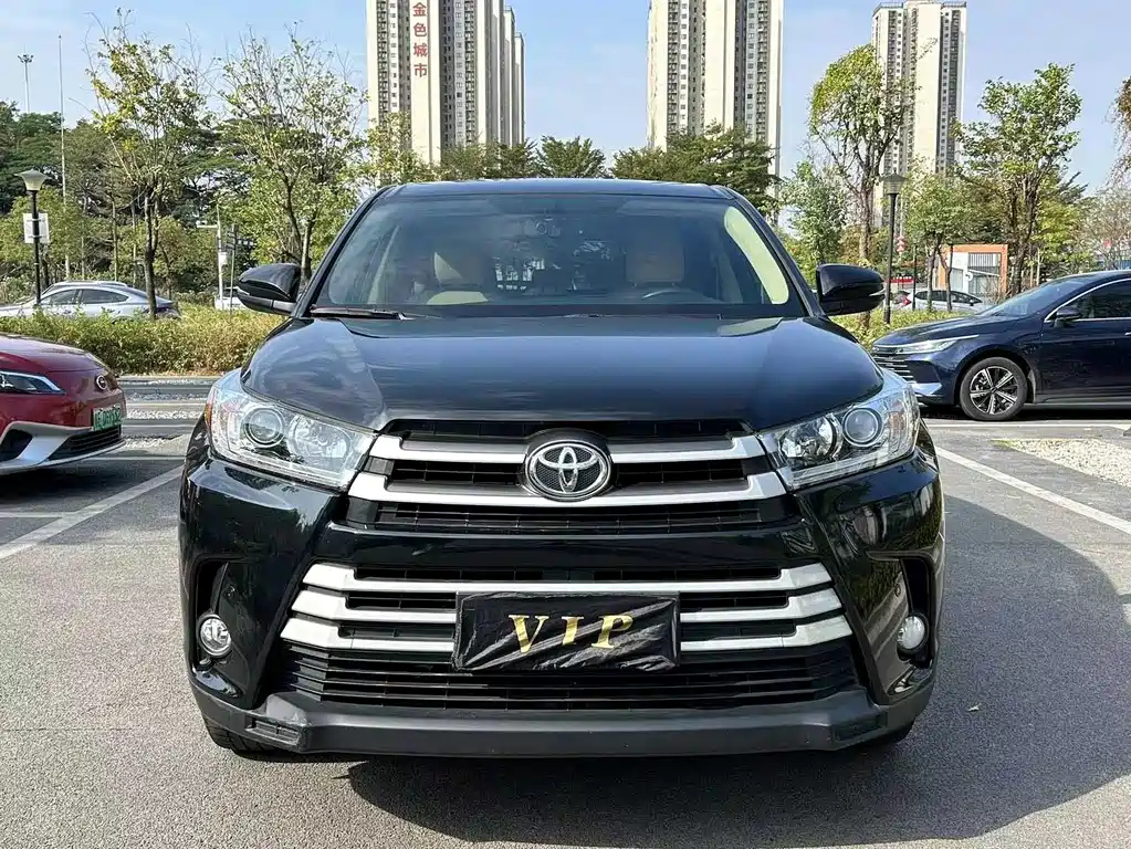 TOYOTA HIGHLANDER 2018