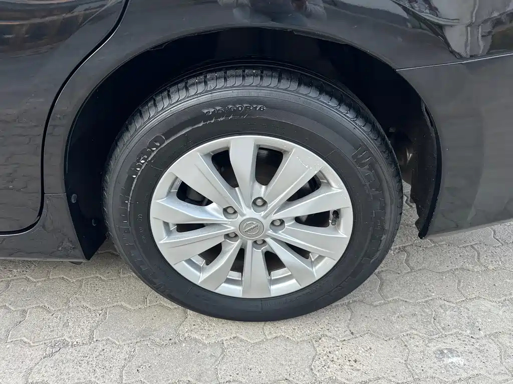 NISSAN TEANA 2016