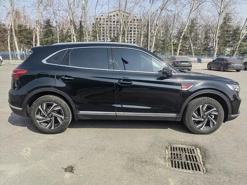 HONGQI HS5 2022