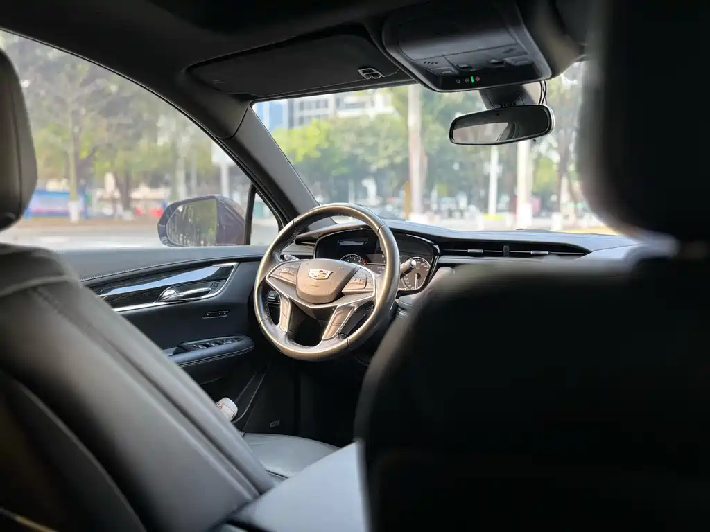 CADILLAC XT5 2020