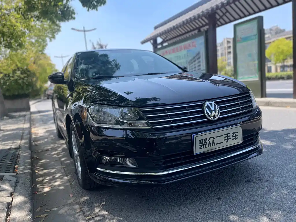 VOLKSWAGEN LAVIDA 2017