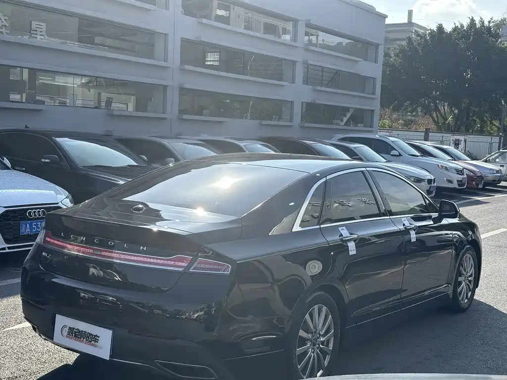 LINCOLN MKZ 2020