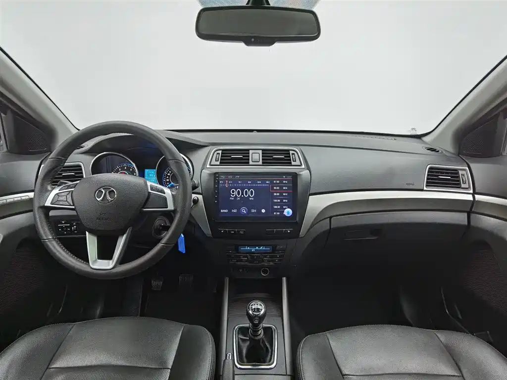 BAIC SENOVA X65 2015
