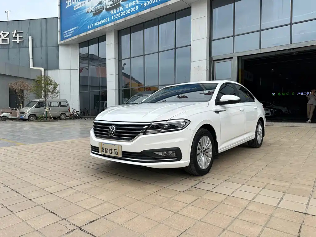 VOLKSWAGEN LAVIDA 2019