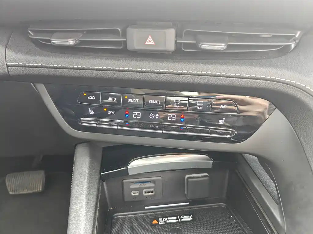 BUICK ENVISION S 2023