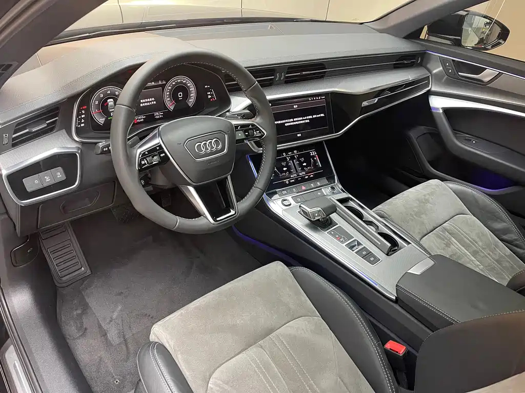 AUDI A6L 2021