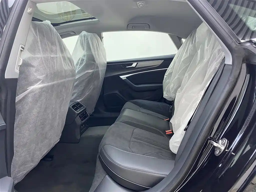 AUDI A7L 2024