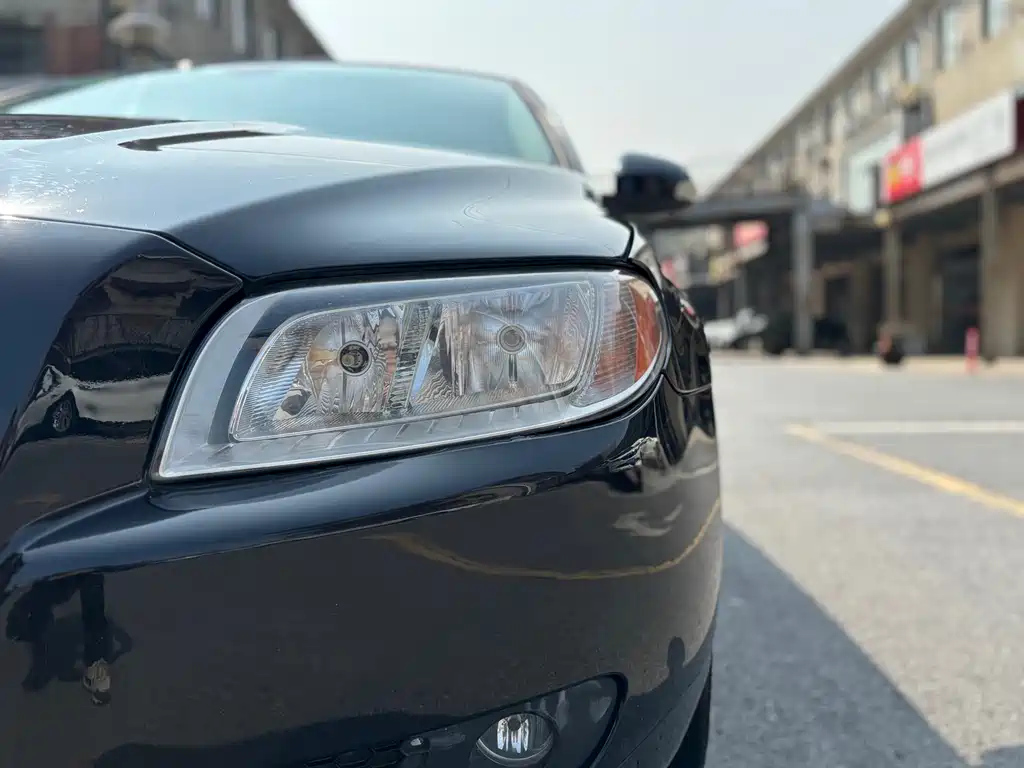 VOLVO S80L 2012
