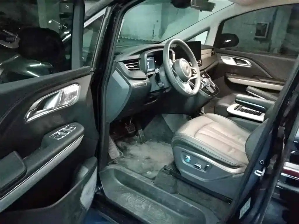 HONGQI HQ9 2023