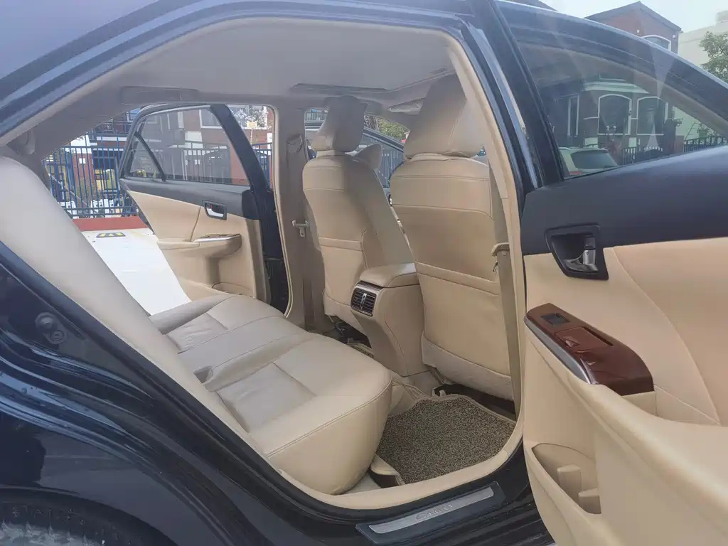 TOYOTA CAMRY 2014