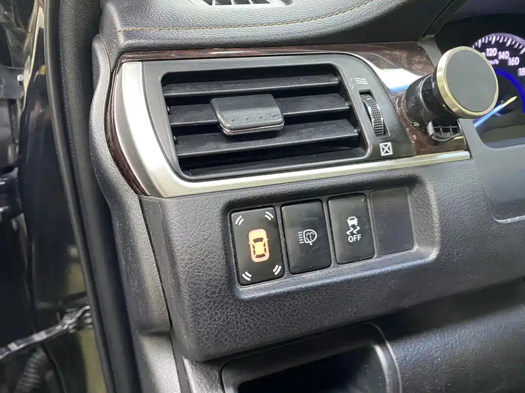 TOYOTA CAMRY 2017
