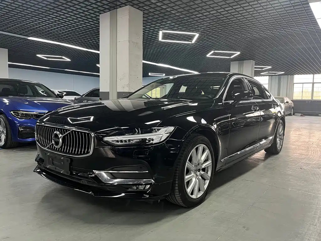 VOLVO S90 2020