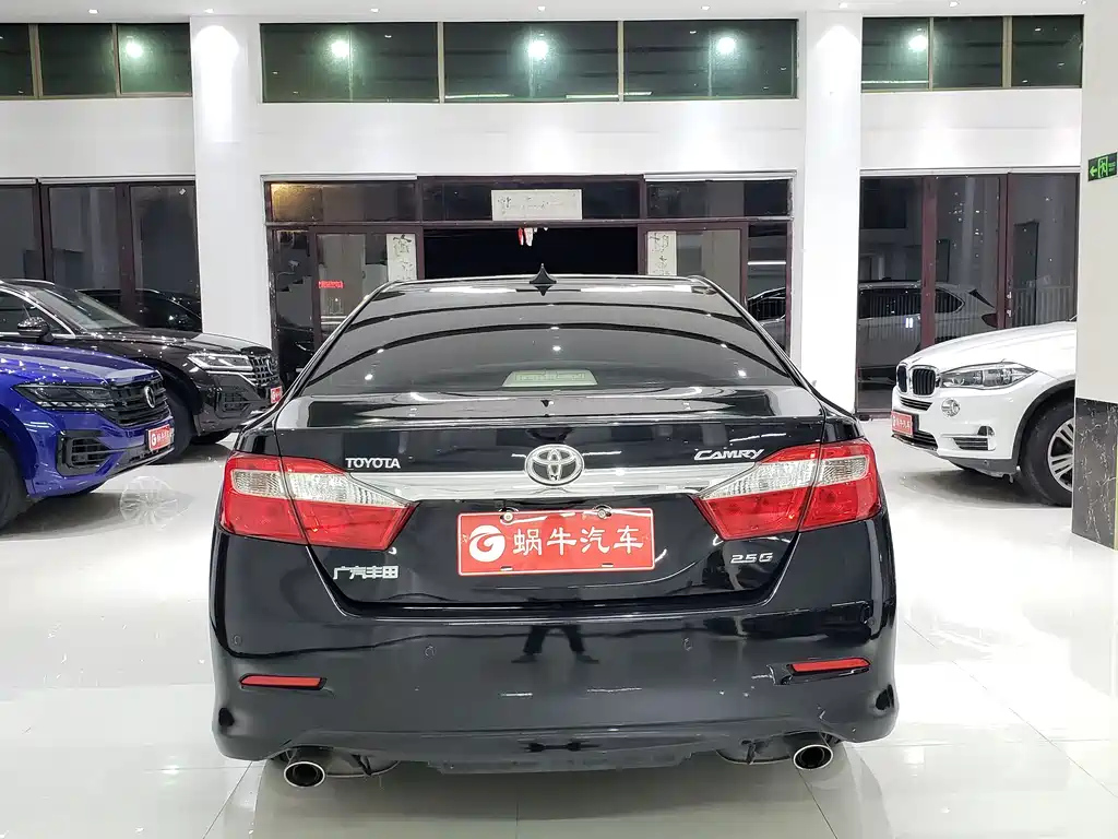 TOYOTA CAMRY 2013