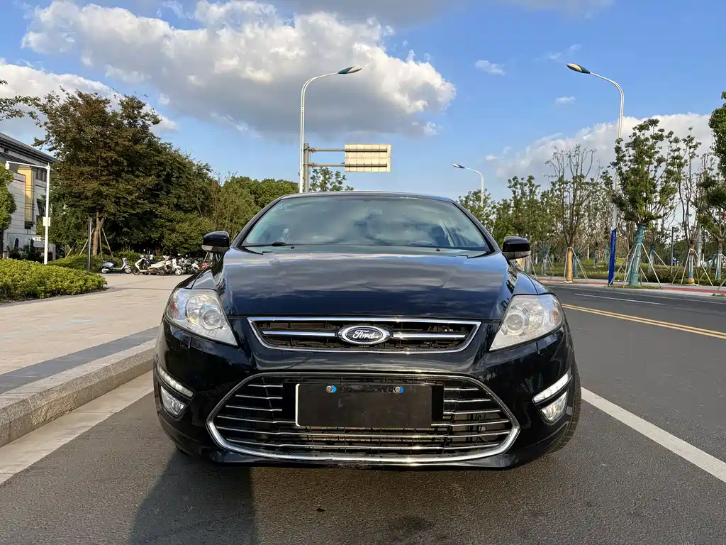 FORD MONDEO - WINNER 2010