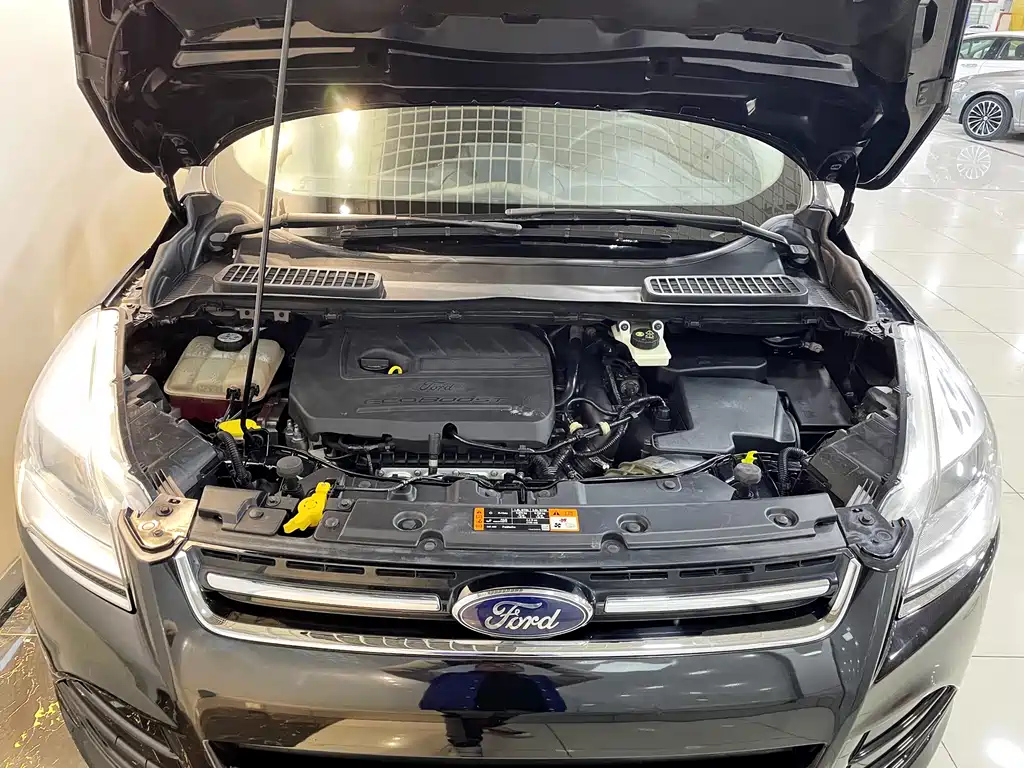 FORD ESCAPE 2016