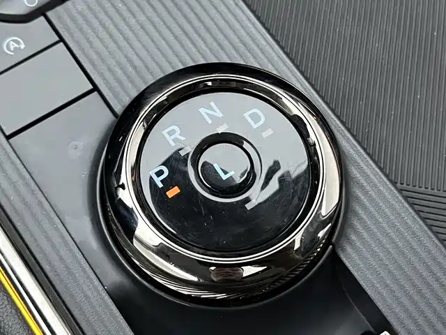 FORD MONDEO 2023