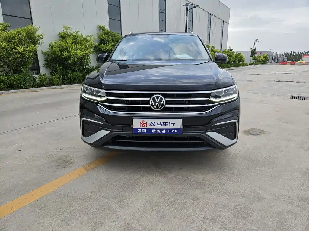 VOLKSWAGEN TIGUAN L 2022