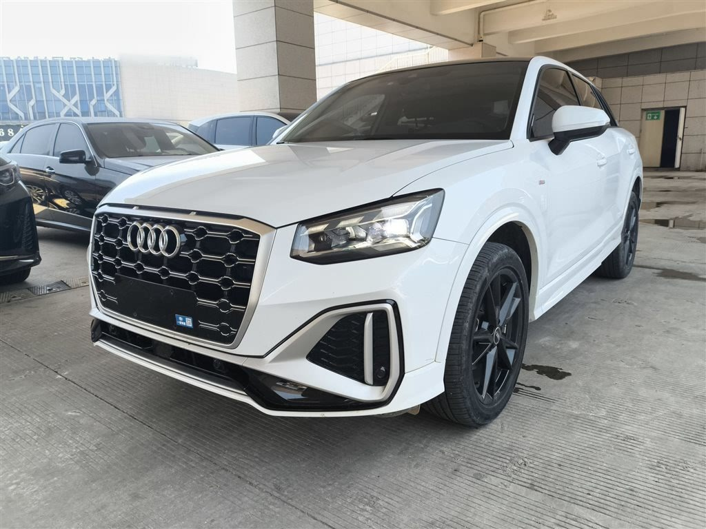 AUDI Q2L 2022