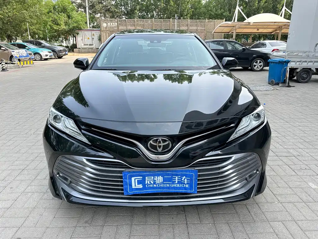 TOYOTA CAMRY 2021