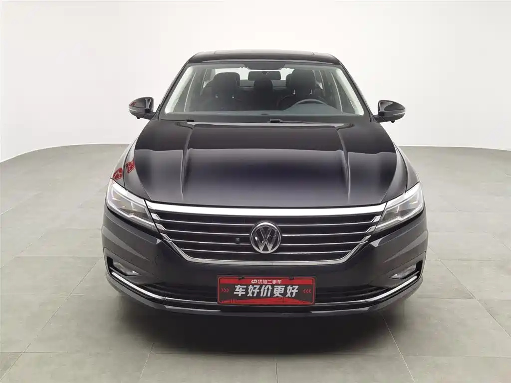 VOLKSWAGEN LAVIDA 2021