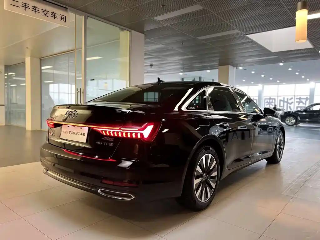 AUDI A6L 2021