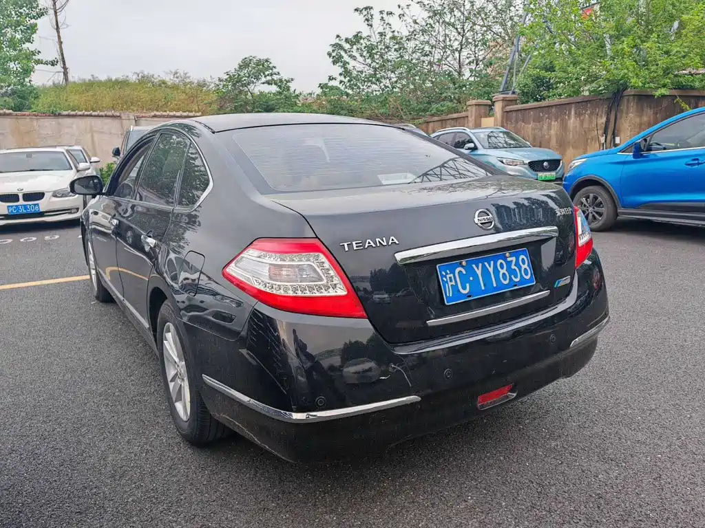 NISSAN TEANA 2012