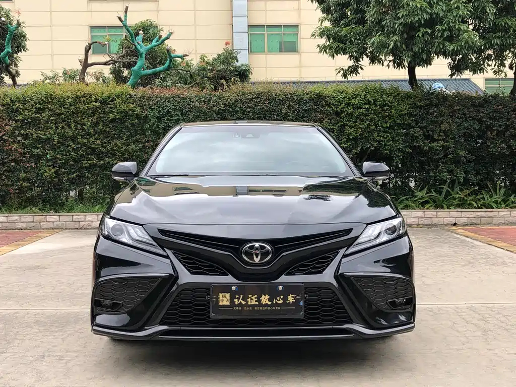 TOYOTA CAMRY 2023