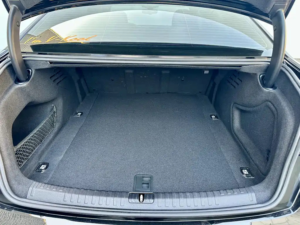 AUDI A6L 2021