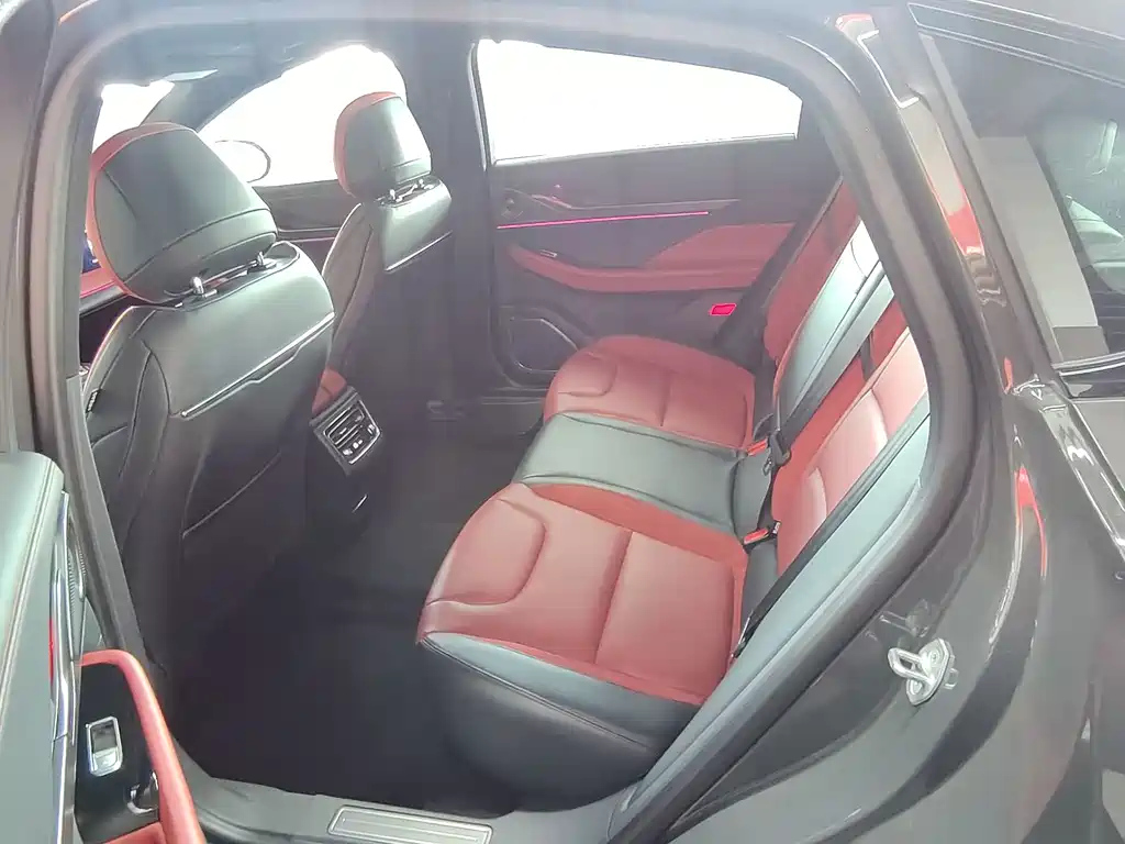 LINCOLN Z 2023