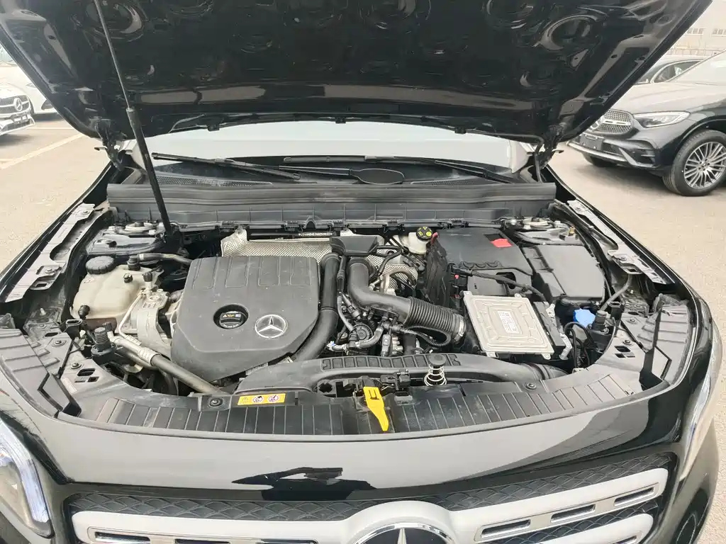 MERCEDES BENZ GLB 2022