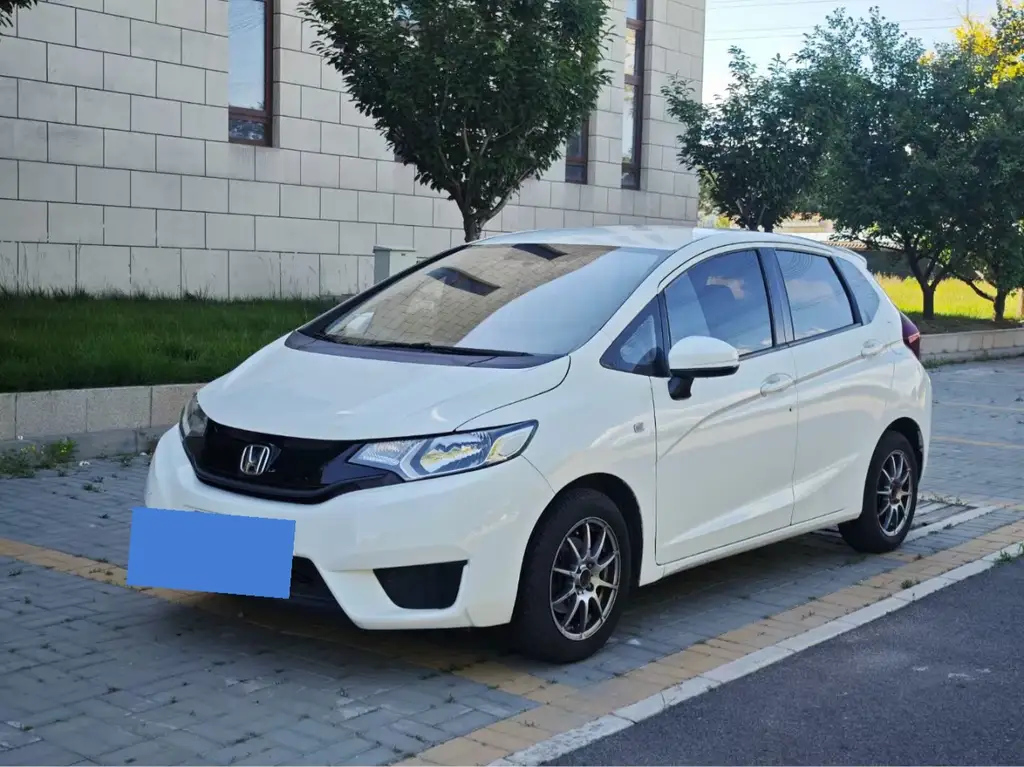 HONDA FIT 2016