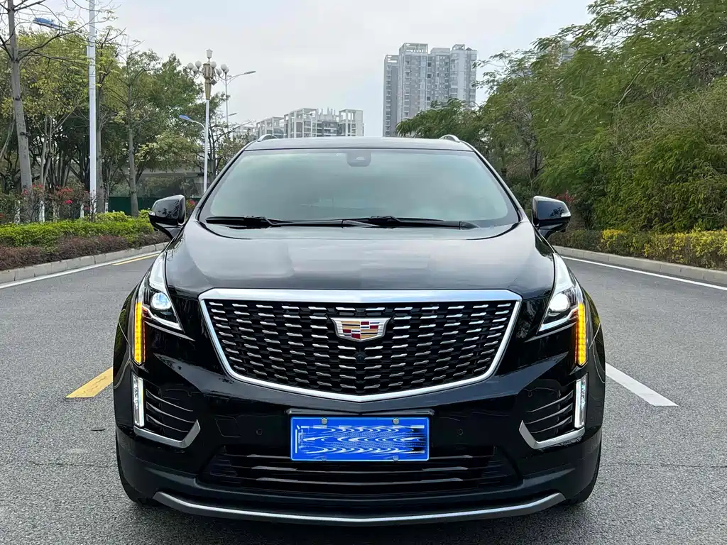 CADILLAC XT5 2021