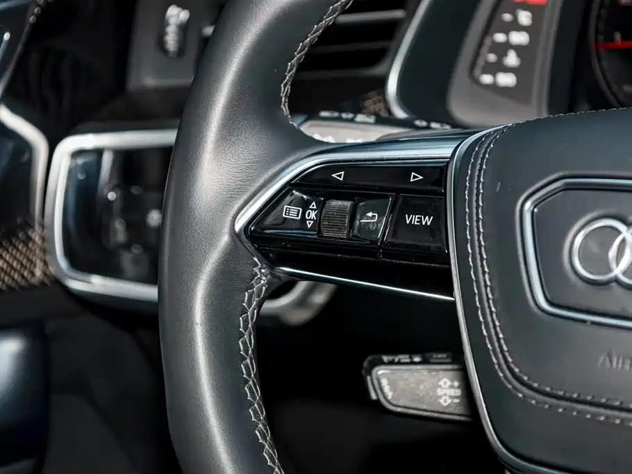 AUDI A6L 2023