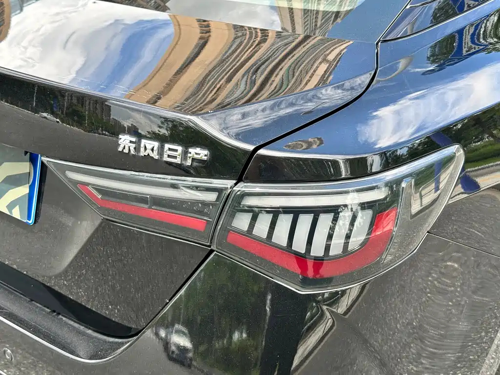 NISSAN SYLPHY 2021