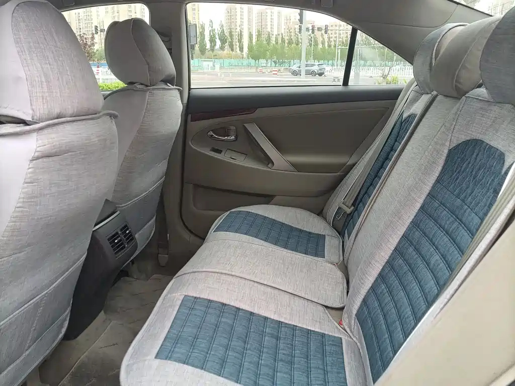 TOYOTA CAMRY 2016
