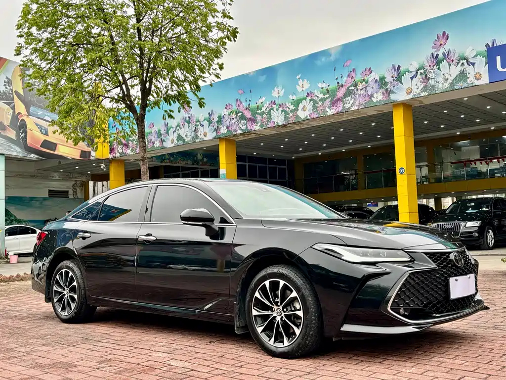 TOYOTA AVALON 2023