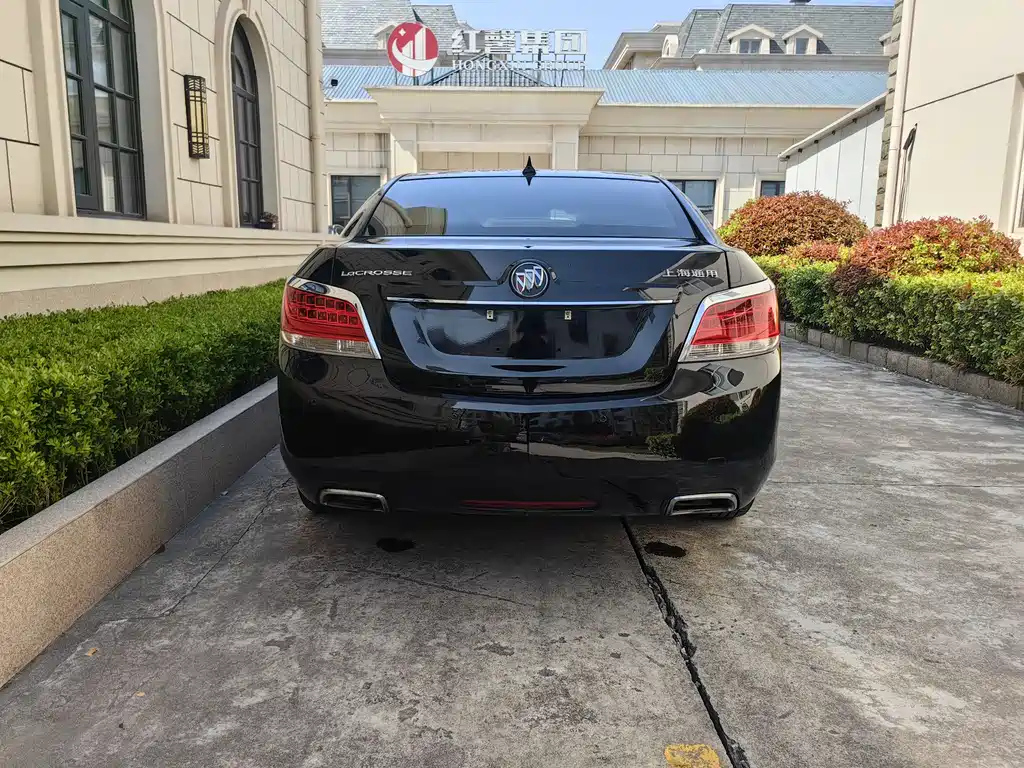 BUICK LACROSSE 2012