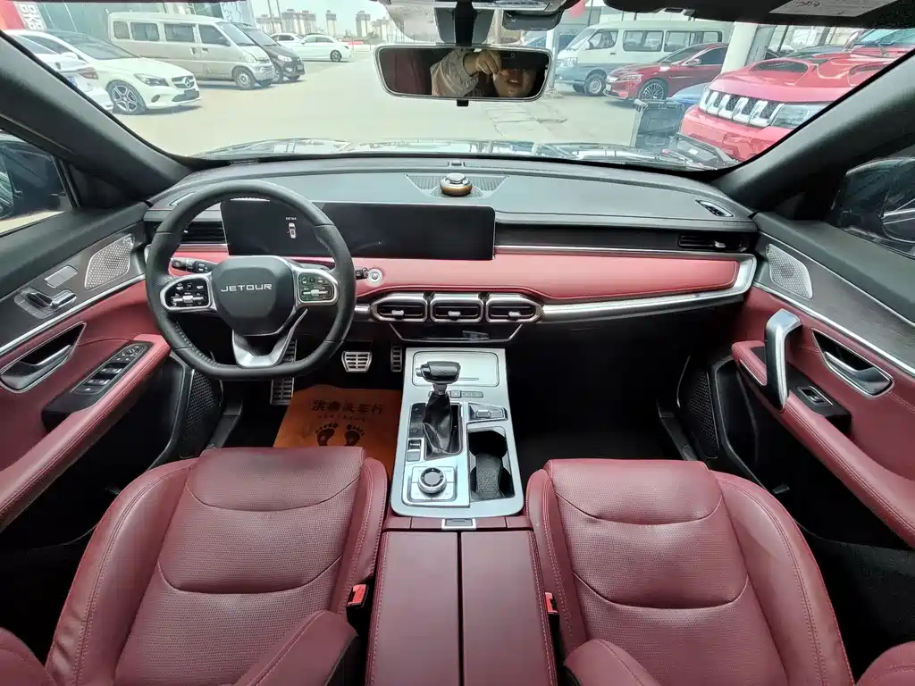 JETOUR X70 PLUS 2022