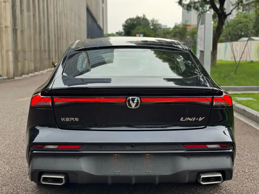 CHANGAN UNI-V 2025