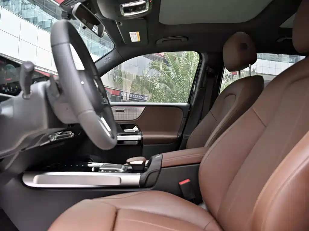 MERCEDES BENZ GLB 2022