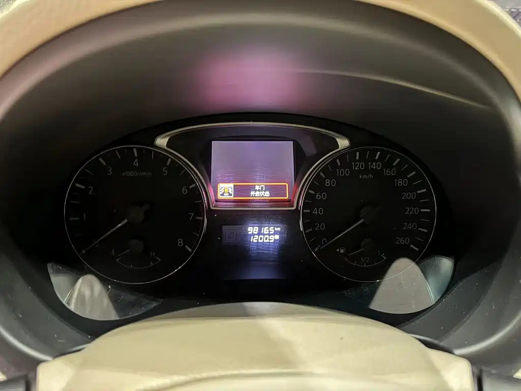 NISSAN TEANA 2018