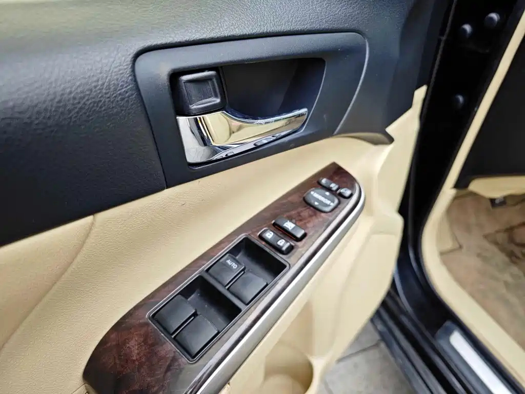 TOYOTA CAMRY 2016