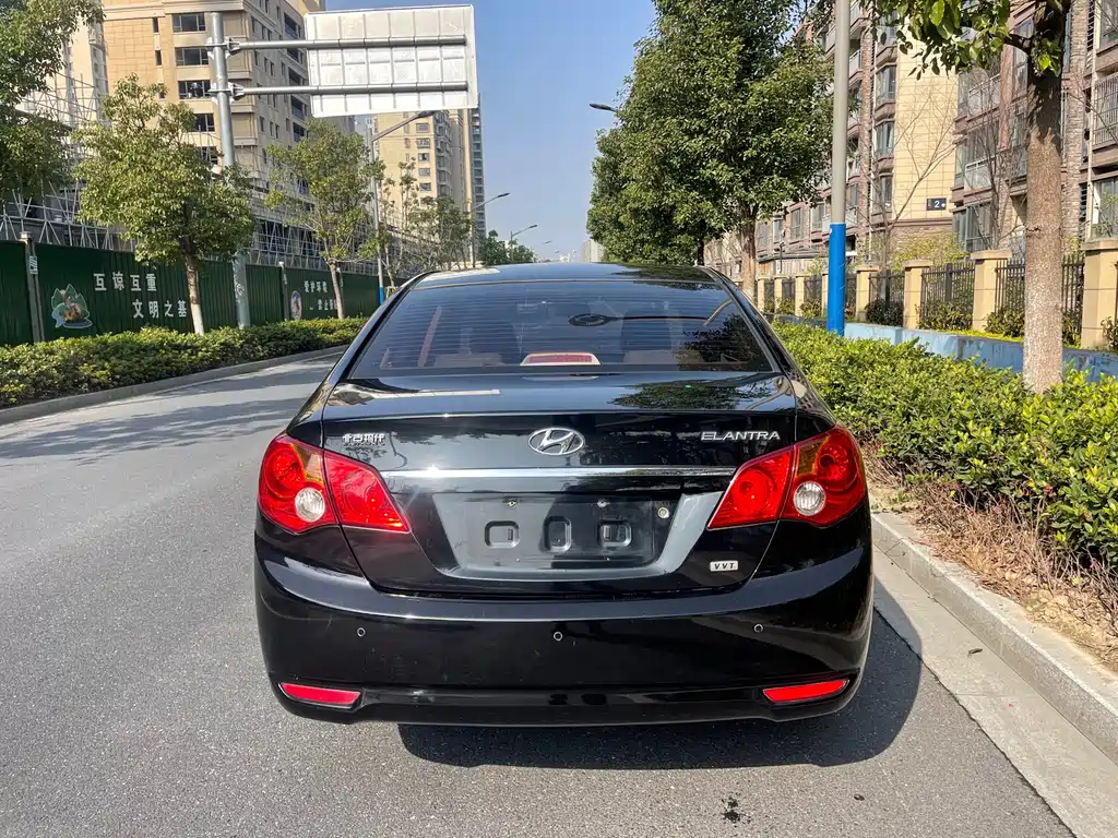 HYUNDAI CELESTA 2009