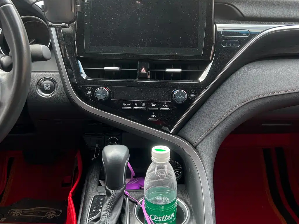 TOYOTA CAMRY 2022