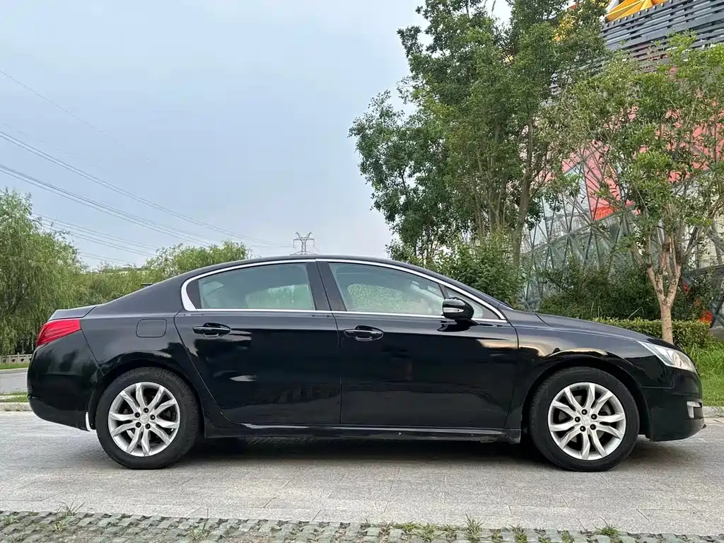PEUGEOT 508 2011