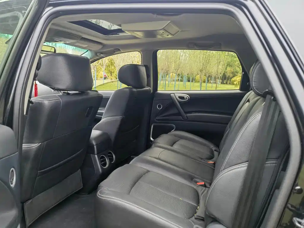 LUXGEN BIG 7 SUV 2014