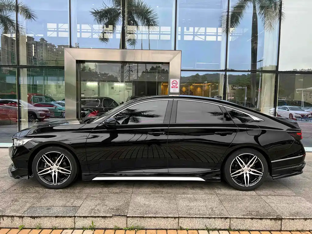 HONDA ACCORD 2022